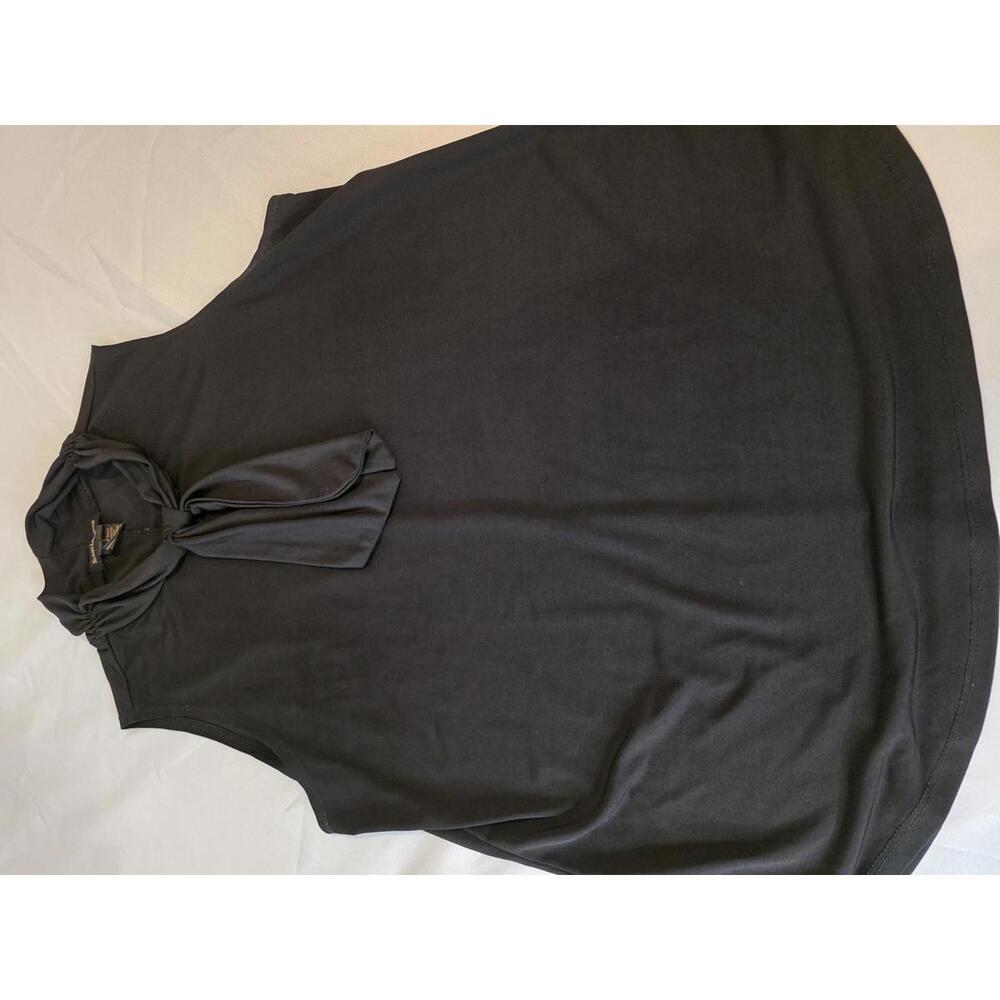 Susan Lawrence Black Sleeveless Top sz Large with Tie Neck Accent Size 1